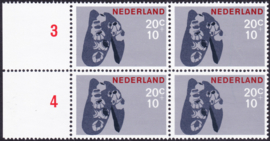 Plaatfout 879 PM2 Postfris in blok van 4
