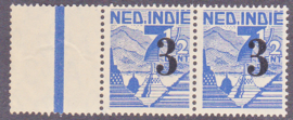 Plaatfout Ned. Indie 321 PM5 op 323 in paar Postfris E-7813