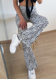Flower flared legging