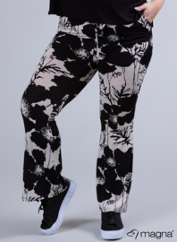 Relaxed Pocket Flared Pants (D-2403-PRINT) V59001-Bamboo Jungle Beige/black