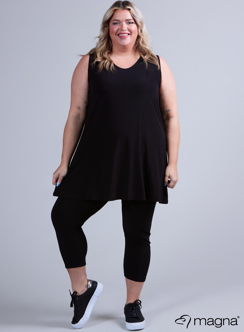 A-Line Sleeveless tunic/top (A-2302-SOLID) 001-Zwart
