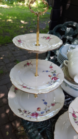 Theeservies Wawel met grote bloemtak met oa. roze/rode roos 6 persoons
