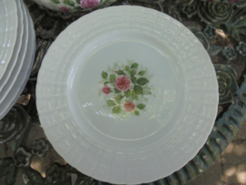 12 persoons Dinerservies Hutschenreuther met roze roosjes