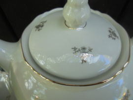 Dinerservies Bavaria W "Windsor" met gouden roosjes en sierlijk randje