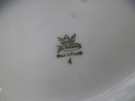 Jus- of Sauskom van Jarolina / Karolina Poland met groot bloemboeket met oa. roze pioen roos