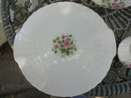 12 persoons Dinerservies Hutschenreuther met roze roosjes