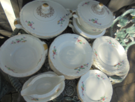 Dinerservies Edelstein Bavaria Frauenlob met bloemboeketjes