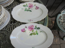 Ovale vleesschaal Bohemia met grote roze roos (2)