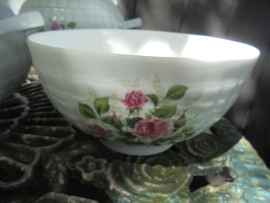 12 persoons Dinerservies Hutschenreuther met roze roosjes