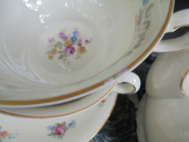 Theeservies met bloemetjes / roze roosjes guirlandertjes