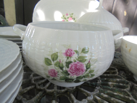 12 persoons Dinerservies Hutschenreuther met roze roosjes
