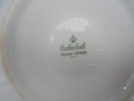 Botervloot Eschenbach Bavaria met roze roosjes en groen takje