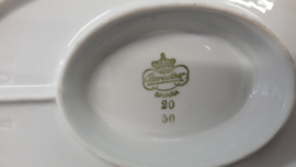 Saus / Juskom Bareuther Bavaria met roze/rode roosjes barok