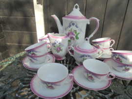 10 persoons Koffieservies met roze roos en roze/paarse parelmoer