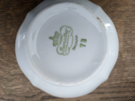 Dinerservies Bareuther Bavaria met roze roosjes en sierlijk randje en gouden oortjes