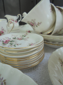 Royal Albert Petit fourtje "Lavender Rose" met roze roosjes