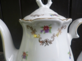 Koffiepot Bareuther Bavaria vol kleine bloemetjes en goudluster