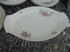 Broodschaal Mosa met roze roos - bloemboeket