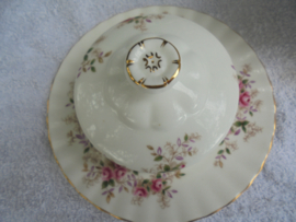 Royal Albert Botervloot "Lavender Rose" met roze roosjes