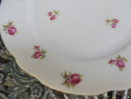 Ontbijt/Dessertbordje Seltmann Weiden INKA met grotere roze / rode roosjes