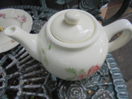 (Moderne) Theepot met grote zacht roze roos