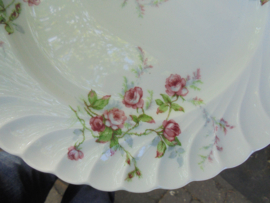 Dinerbord Haviland Limoges met zacht roze roosjes