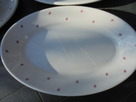 Ovale vleesschaal met mini roze roosjes