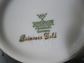 Roomstel  Mitterteich Prinzess Gold met sierlijke bloem reliëf rand