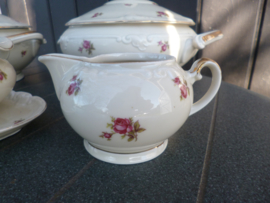 Melkkannetje Rieber Bavaria met roze/rode roosjes