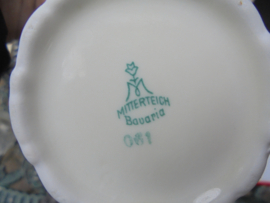 Koffieservies Mitterteich Bavaria met bloemboeketjes met oa. roze roosjes