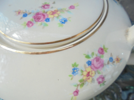 Theepot Chodziez bloemboeketjes / roze roosjes