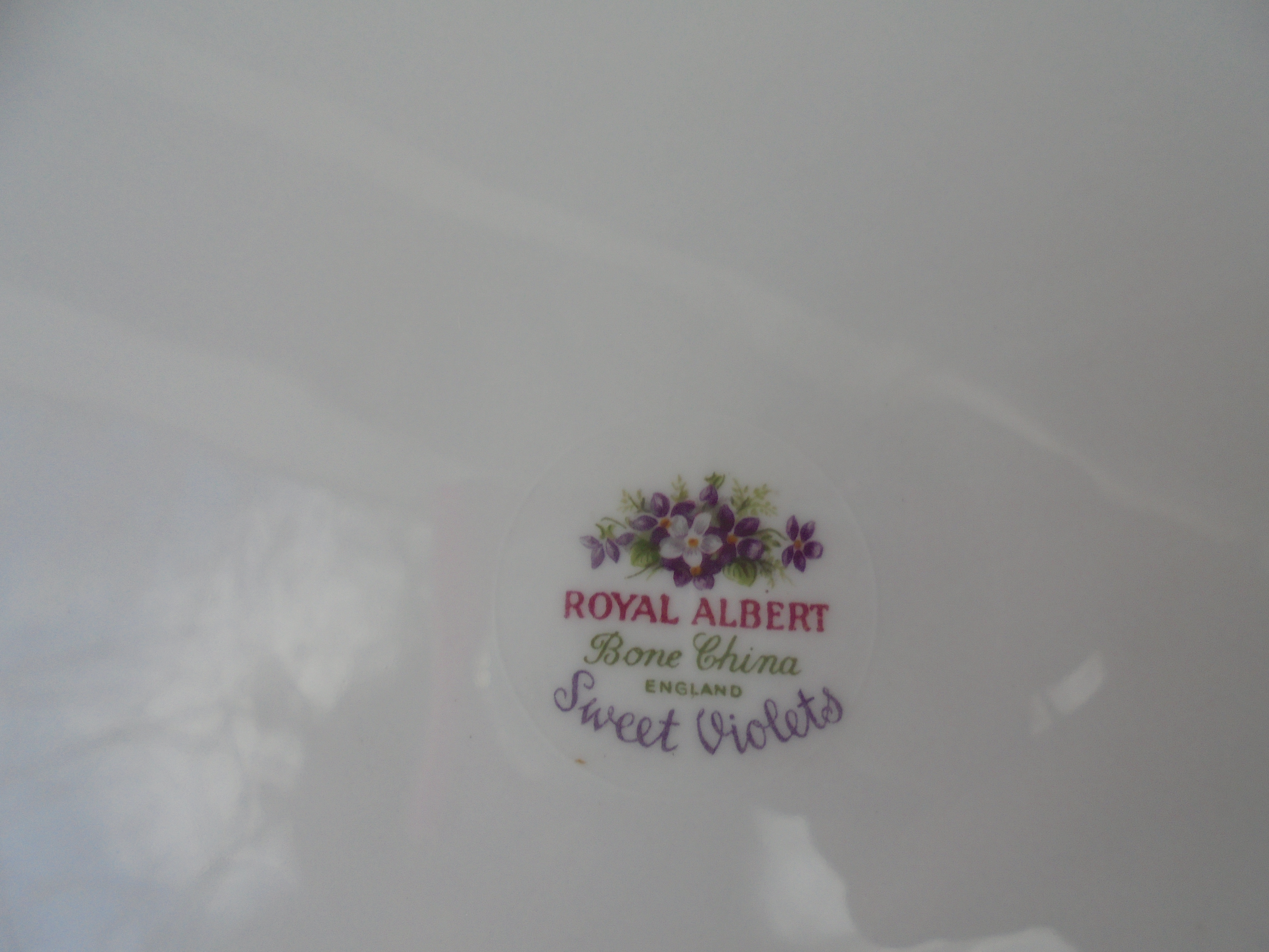 Royal Albert Grote gebakschaal "Sweet Violets"