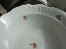 Saladekom Bavaria (Bareuther) met roze/rode roosjes