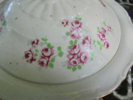 Botervloot met kleine roze roosjes