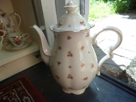 Koffiepot Mitterteich Bavaria met roze/rode roosjes