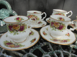 Engelse Heren kop en schotel Elisabethan English Garden