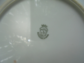 Dinerservies M S Czechoslovakia met roze roosjes VARIANT 2