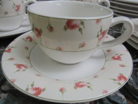 Wall Paper Roses Thee/Koffie kop en schotel met roze roosjes