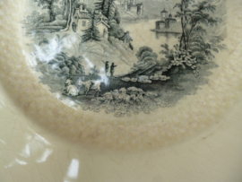 8 hoekige serveerschaal Royal Doulton met zwart landschaps decor