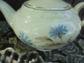 Theepot Bavaria W met blauwe distel bloem