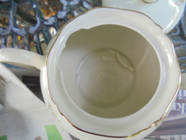 Dinerservies Bavaria W "Windsor" met gouden roosjes en sierlijk randje