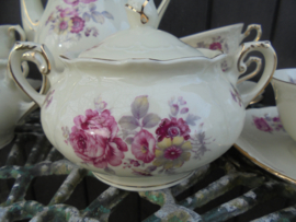 Koffieservies MOSA met roze bloemboeket/geel bloemetje/roze roos