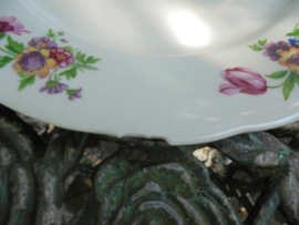 Diner bord met bloemboeketten / roze roos en tulp