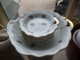 Dessert set bladvormig met gouden nerfjes en roze roosjes