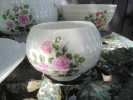 Suikerpot (zonder deksel) Hutschenreuther met roze roosjes