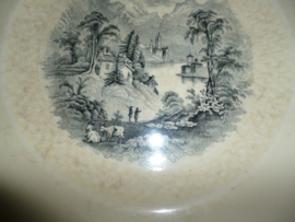 8 hoekige serveerschaal Royal Doulton met zwart landschaps decor