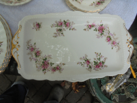 Royal Albert Cake schaal "Lavender Rose" met roze roosjes