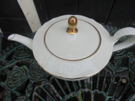 Theepot Eschenbach Bavaria Balmoral room met gouden bies, knop en rand