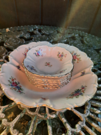 Petit foursetje Edelstein Bavaria Maria-Theresia met bloemboeket/roze roosjes