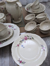 Koffieservies TULOWICE Poland met grote bloemtak met oa. roos
